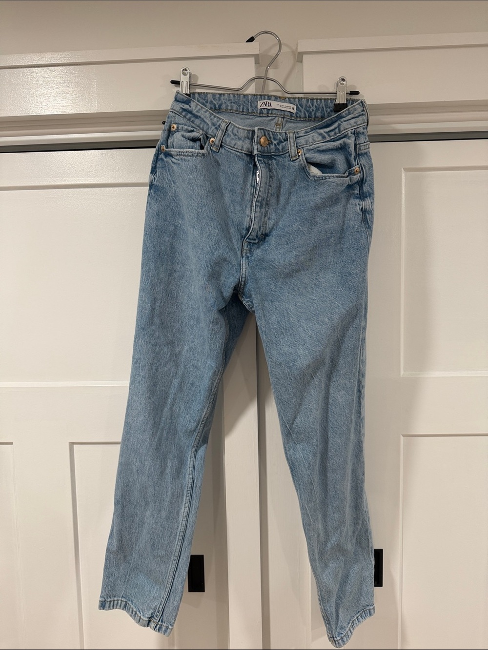Zara Light Blue Straight-Leg Jeans